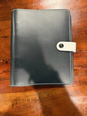 Filofax A5 leather  Black Organizer with White Snap Strap
